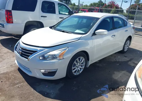 2015 Nissan Altima 2.5 S z USA, uszkodzony, nr VIN 1N4AL3AP8FN332116